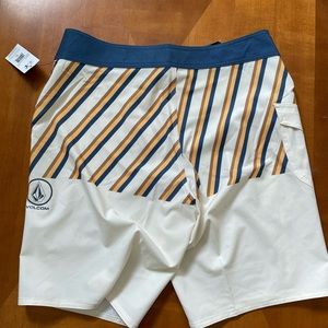 Volcom board shorts